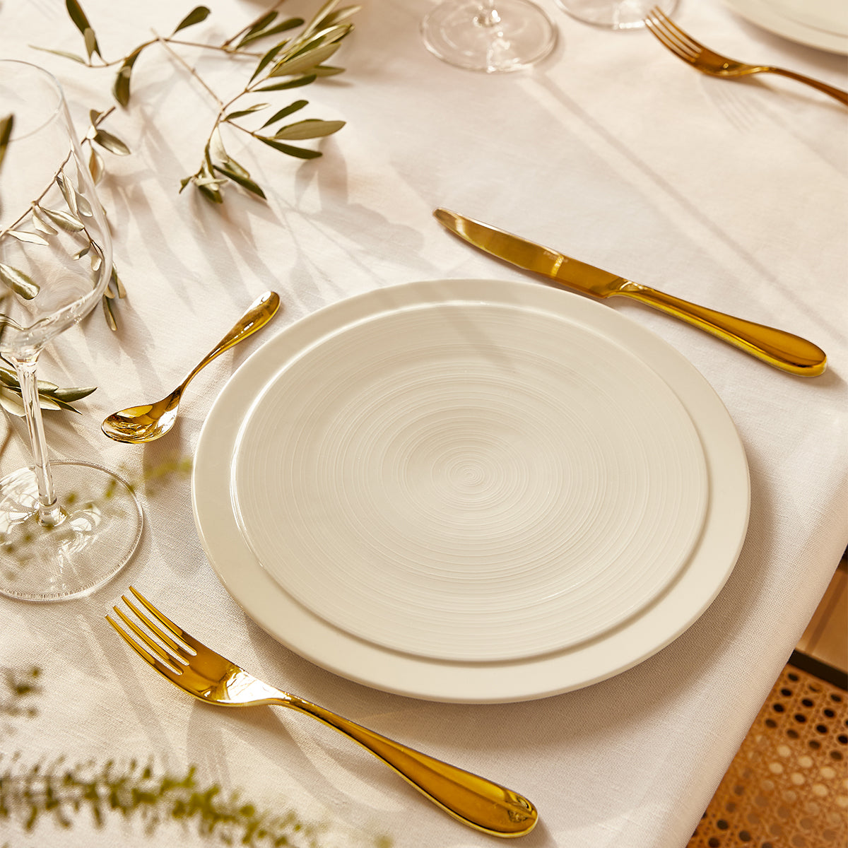ONDE GOLD FINISH Table fork