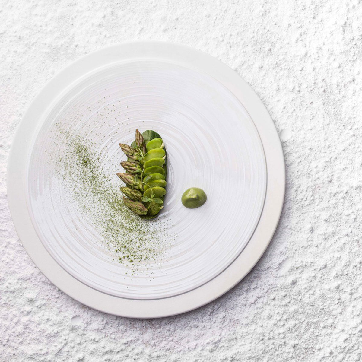 BAHIA MOONSTONE Presentation plate 29 cm