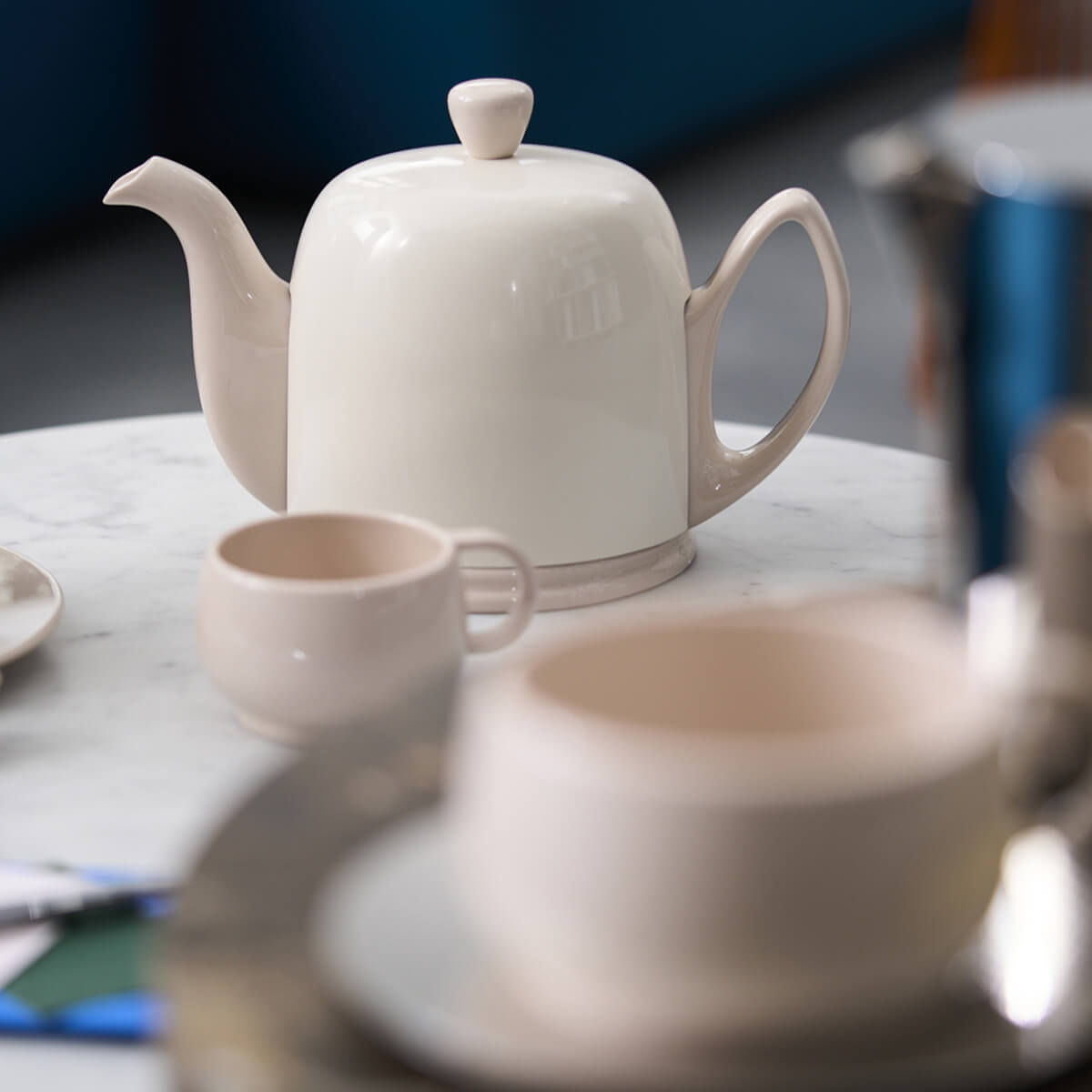 Image du produit: SALAM MONOCHROME Tea pot 4 cups nude pink bell